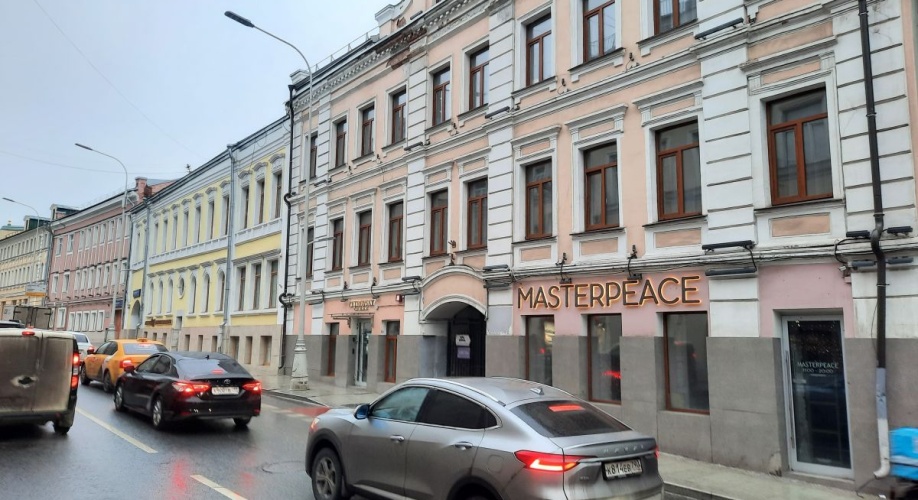 Фото объекта Петровский б-р, 9 с1 № 3 | KNRU.ru
