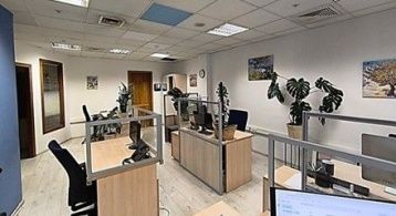 Тверская ул, 16стр1 фото 2 / KNRU.ru