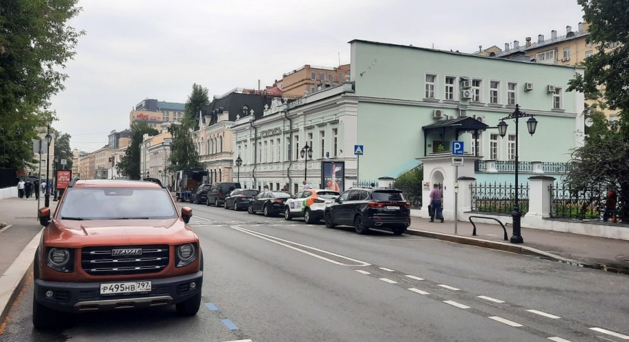 Фото объекта Бахрушина ул, 23стр1 № 49 | KNRU.ru