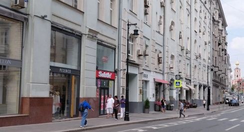 Петровка ул, 15стр1 фото 1 / KNRU.ru