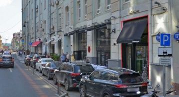 Петровка ул, 15стр1 фото 1 / KNRU.ru