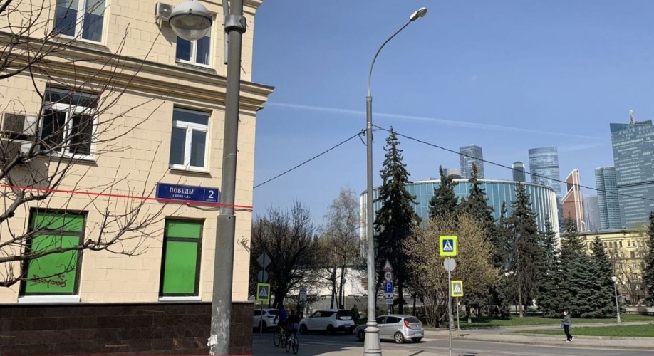 Фото объекта Победы пл, 2к1 № 6 | KNRU.ru